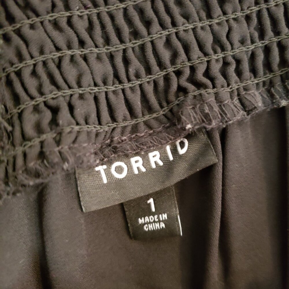 Torrid Black Short Sleeved Chiffon Top 1 - Picture 2 of 2